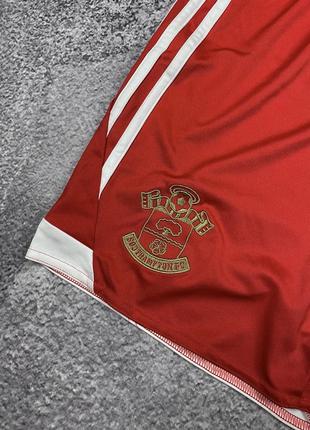 Спортивные футбольные шорты adidas southampton3 фото