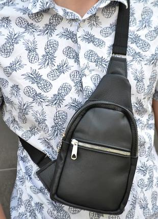 Сумка слинг из натуральной кожи. кожаный слинг сумка.