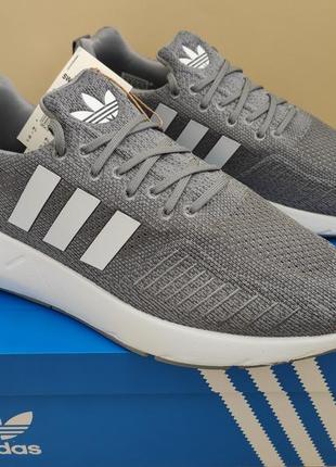 Кроссовки adidas swift run 22