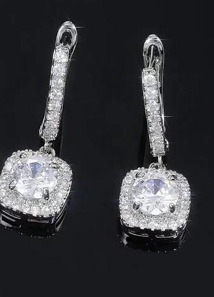 Сережки с камнями