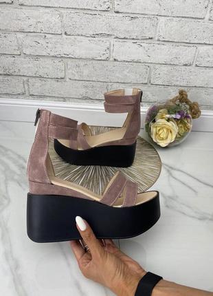 36-41 рр босоножки нат. замша на платформе