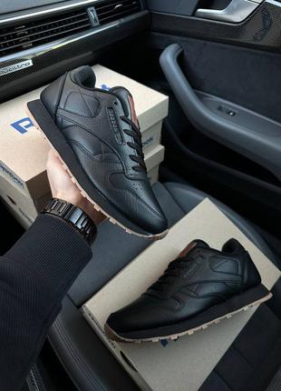 Мужские кроссовки reebok classic leather all black gum 41-42-44-45-467 фото