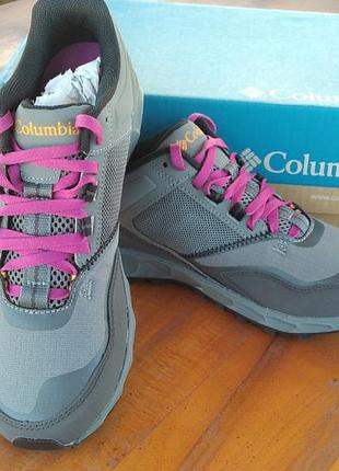 Жіночі кросівки columbia flow district оригінал
