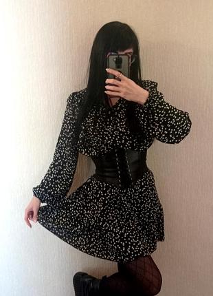 Платье в сердечки, современное, легкое, с рукавами, с воланами