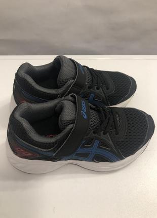 Дитячі кросівки asics .
