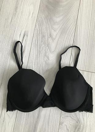 Бюстгальтер чорний