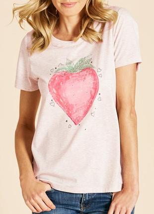 Суперовая футболка батал с клубникой и стразами bonmarche 💜💖💜