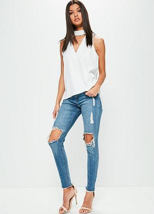 Топ с чокером