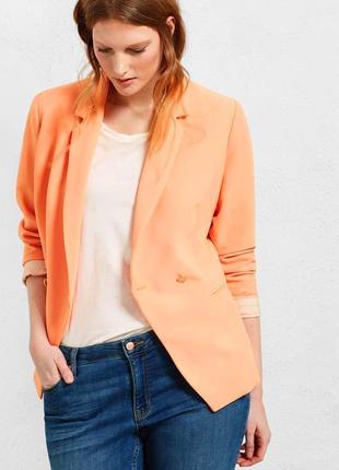 Оранжевый пиджак1 фото