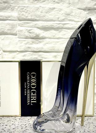 Good girl légère carolina herrera распив