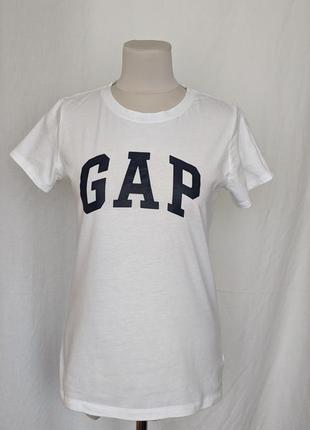 Белая футболка gap