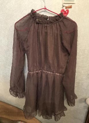 Платье с открытой спиной