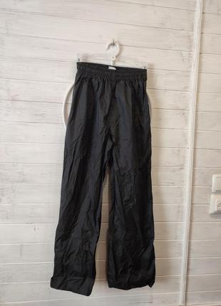 Штаны дождевики на 9-11 лет   2 кармана