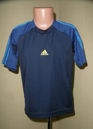 Спортивная футболка adidas , оригинал, на 7-8 лет система climacool
