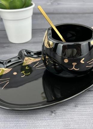 Керамическая чашка с блюдцем и ложечкой gold ears черная
