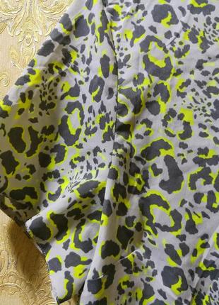 Футболка-блузка в леопардовый принт5 фото