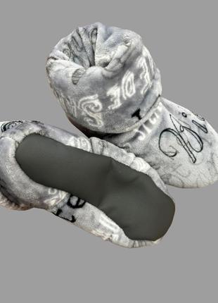 Теплі стильні чобітки для дому. розмір 40-41