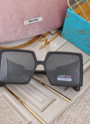 Красивые женские солнцезащитные очки leke polarized крупные с шорой