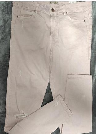 Нові джинси перського колеру