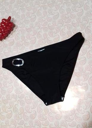 Низ купальника плавки, спереду безшовні, розмір м