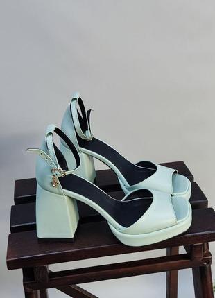 Эксклюзивные босоножки женские натуральная итальянская кожа и замша на каблуке платформе10 фото