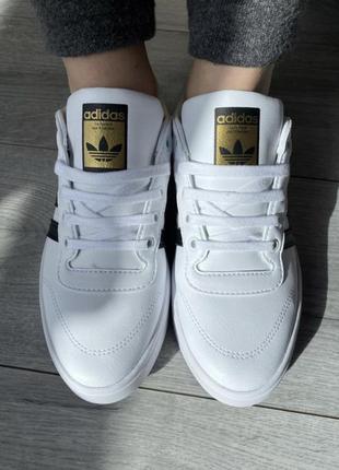 Жіночі шкіряні кросівки adidas originals bryony6 фото