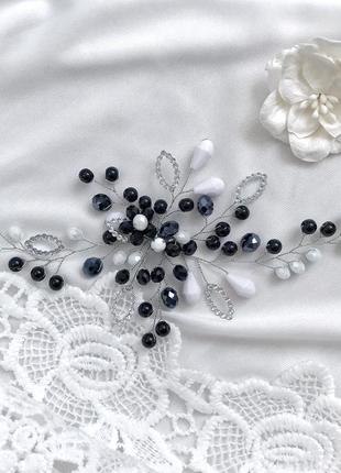 Веточка в волосы