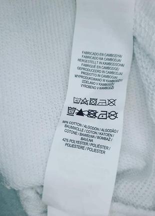 Білосніжний світшот трьохнитка з надписами.
бренд: primark
🔖розмір: 134 (8-9р.)
,140 (8-10 р.)3 фото