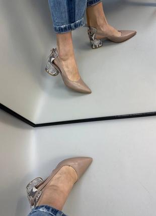 Дизайнерські жіночі туфлі із натуральної шкіри4 фото
