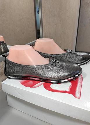 Женские мокасины балетки серебро