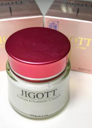 Інтенсивно зволожуючий крем jigott active emulsion cream