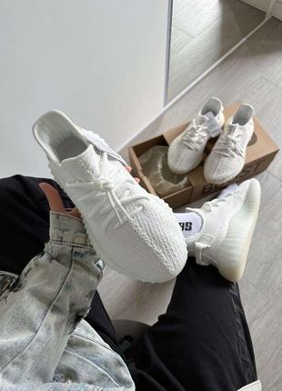 Кросівки жіночі/чоловічі adidas yeezy boost 350 v2 cream/triple white преміум якість2 фото