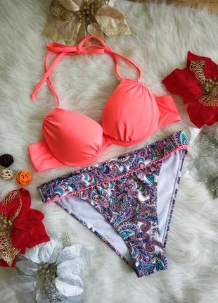 Стильний купальник яскравого кольору okean club