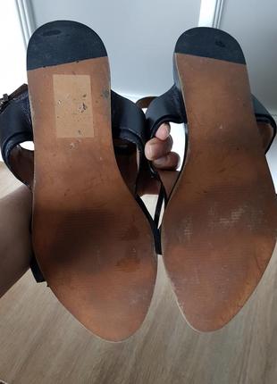 Кожаные сандалии h&m с бахромой.4 фото