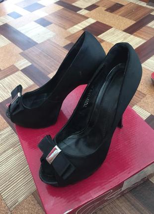 Чёрные туфли, 37 размер , с открытыми пальцами3 фото