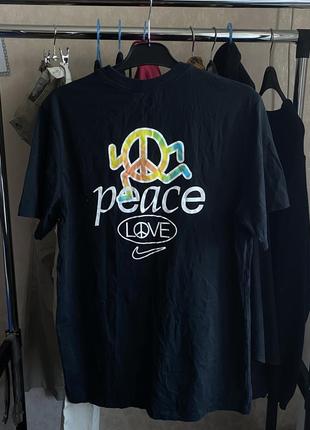 Футболка nike peace and love