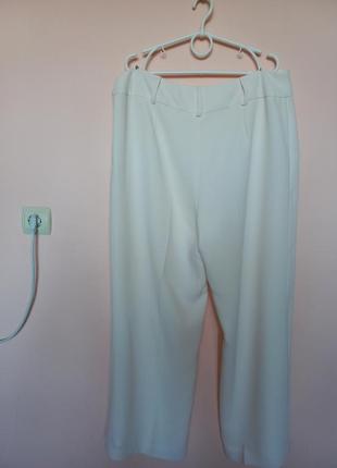 Молочные широкие от бедра праздничные брюки, брюки классические палаццо 52-54 г.3 фото