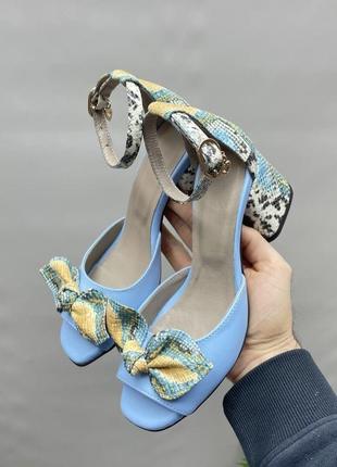 Изысканные голубые босоножки енжел натуральная кожа  питон 35-41