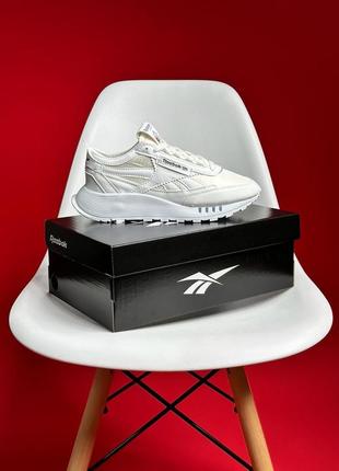 Мужские демисезонные спортивные кроссовки reebok legacy1 фото