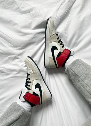 Кросівки nike air jordan 1 retro white grey black red