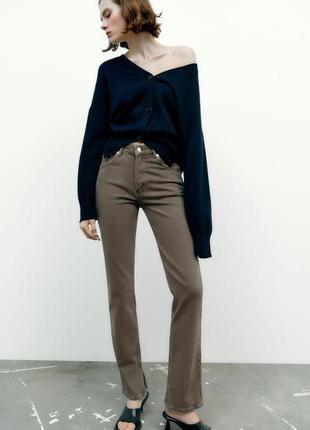 Прямі джинси slim fit з високою посадкою і розрізами zara —  36, 38, 40
