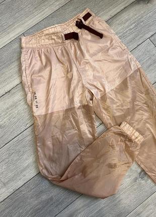Спортивные штаны nike