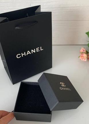 Брендове паковання chanel. коробочка, всередині замш, пакет