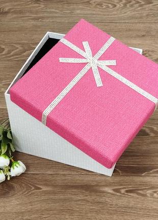 Коробка для подарунка