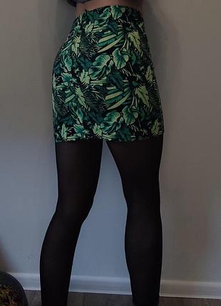 Спідниця на розмір хс