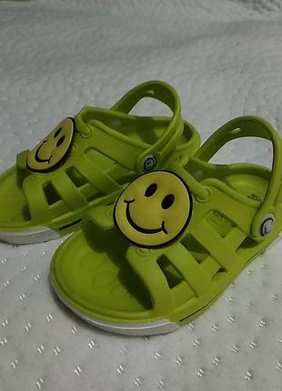 Кроксы шлепанцы босоножки