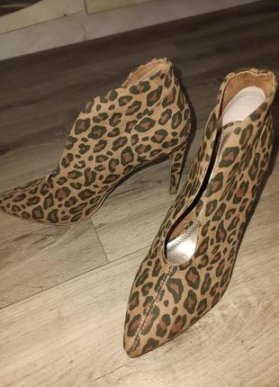 Туфли лодочки леопардовые 38-39 размер