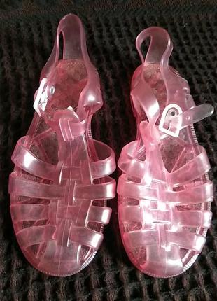 Сандалии. силиконовые