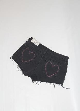 Короткие джинсовые шорты, темно серого цвета topshop