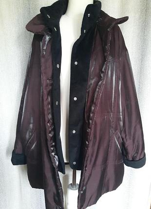 Женская бордовая демисезонная с отблеском куртка, осенняя, весенняя. ньюанс.